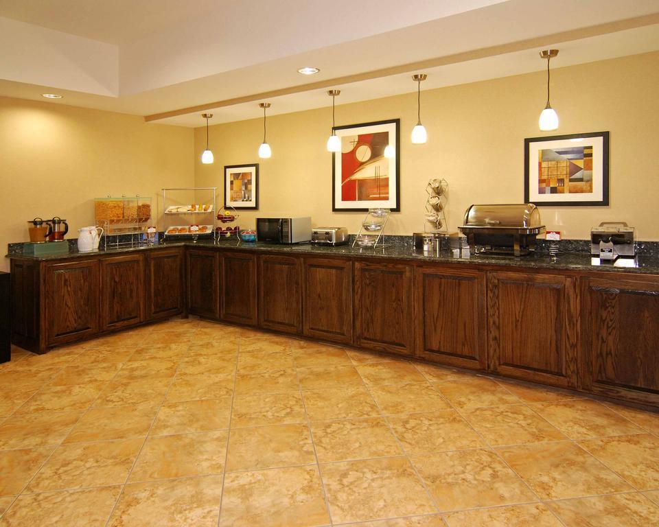 Hometown Executive Suites Bridgeport Restaurant photo