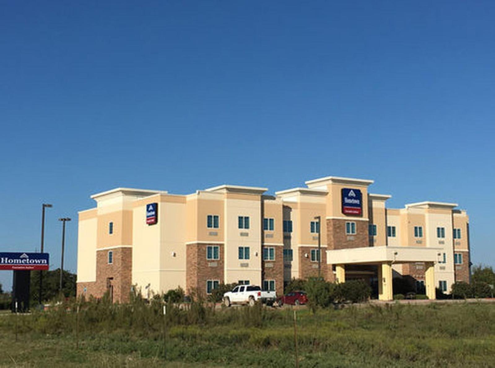 Hometown Executive Suites Bridgeport Exterior photo