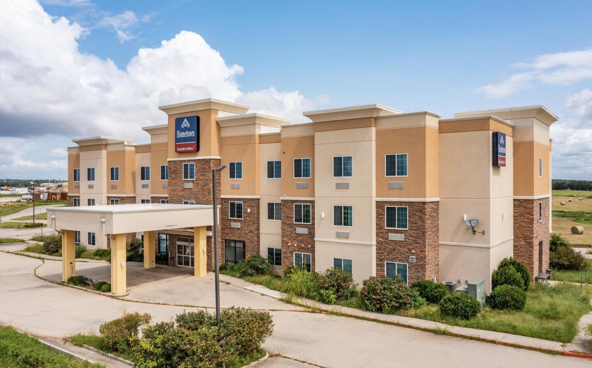 Hometown Executive Suites Bridgeport Exterior photo