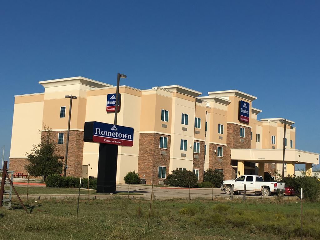 Hometown Executive Suites Bridgeport Exterior photo